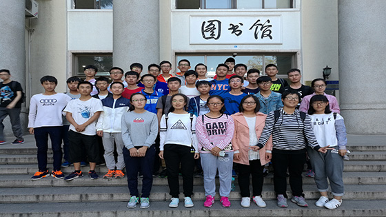 201609193044am永利集团新生参观北京科技大学图书馆 (2).jpg