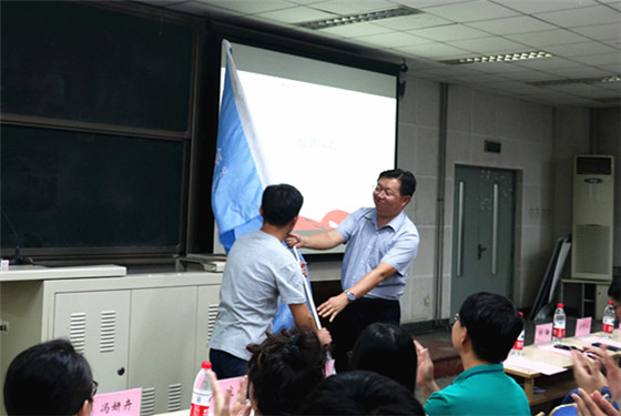 201709113044am永利集团2017级研究生新生开学典礼成功召开 (18)_副本.jpg