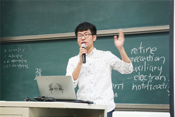 201709273044am永利集团2017年走好大学第一步系列活动第一场公开宣讲课圆满举行 (3)_副本.jpg